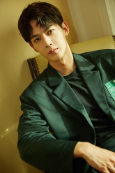 Đường Hiểu Thiên<div class="yasr-vv-stars-title-container"><div class='yasr-stars-title yasr-rater-stars'
                          id='yasr-visitor-votes-readonly-rater-ee7188e236532'
                          data-rating='0'
                          data-rater-starsize='16'
                          data-rater-postid='43784'
                          data-rater-readonly='true'
                          data-readonly-attribute='true'
                      ></div><span class='yasr-stars-title-average'>0 (0)</span></div>
